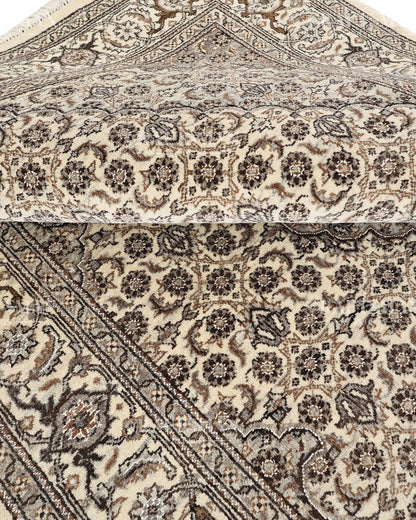 4.6x6.7 feet Vintage Hand-Knotted Wool Rug | One-of-a-Kind | Craftsman Rugs