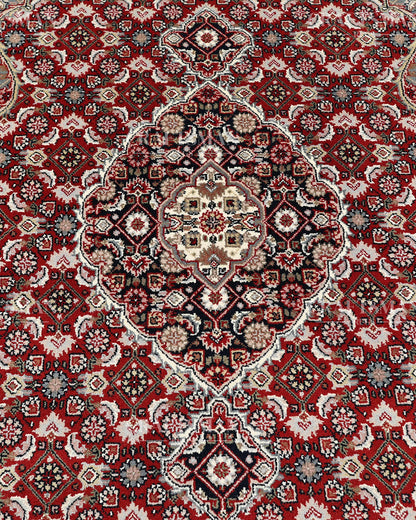 4.6x6.7 feet Vintage Hand-Knotted Wool Rug | One-of-a-Kind | Craftsman Rugs