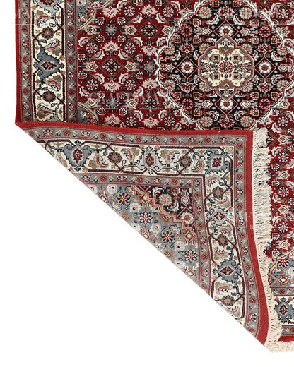 4.6x6.7 feet Vintage Hand-Knotted Wool Rug | One-of-a-Kind | Craftsman Rugs