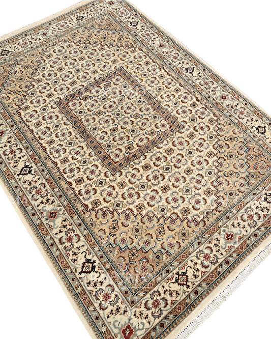 4.8x6.8 feet Vintage Hand-Knotted Wool Rug | One-of-a-Kind | Craftsman Rugs