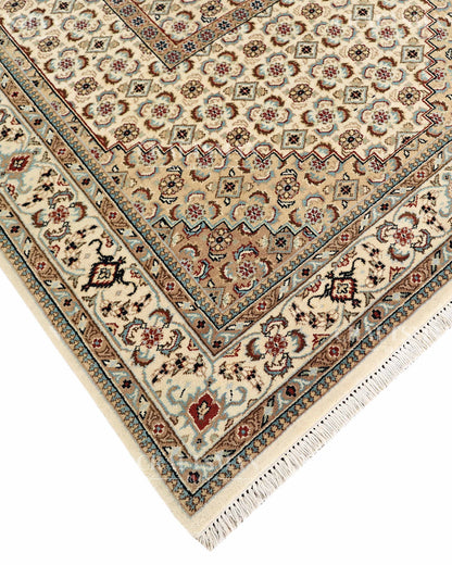 4.8x6.8 feet Vintage Hand-Knotted Wool Rug | One-of-a-Kind | Craftsman Rugs