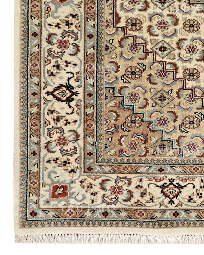 4.8x6.8 feet Vintage Hand-Knotted Wool Rug | One-of-a-Kind | Craftsman Rugs