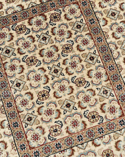 4.8x6.8 feet Vintage Hand-Knotted Wool Rug | One-of-a-Kind | Craftsman Rugs