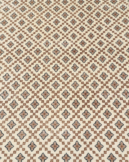 4.8x6.8 feet Vintage Hand-Knotted Wool Rug | One-of-a-Kind | Craftsman Rugs