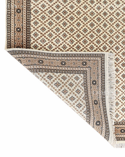 4.8x6.8 feet Vintage Hand-Knotted Wool Rug | One-of-a-Kind | Craftsman Rugs