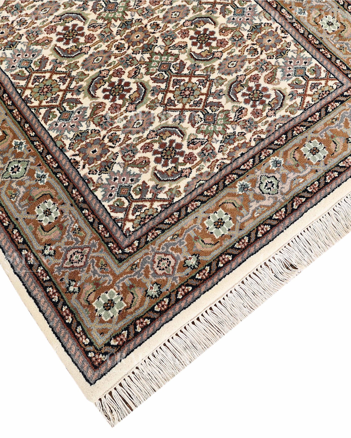 3.1x5.2 feet Vintage Hand-Knotted Wool Rug | One-of-a-Kind | Craftsman Rugs