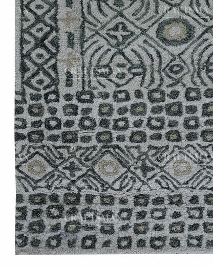 Plushora Wool Hand-Tufted Made-to-Order Rug
